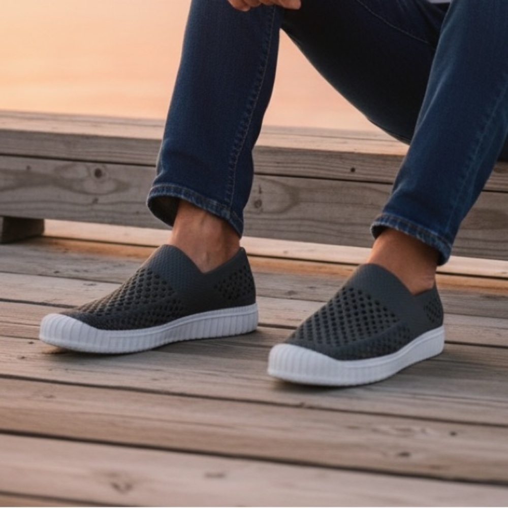 Men's Classic Slip-on New